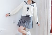 物恋传媒 No.2768 山奈-板鞋、白棉袜、裸足、半脱袜子 [215P1V-5.44GB]-美图岛