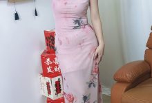 丝韵摄影 NO.3357 布丁 藏蓝色无袖深V-领上衣-美图岛